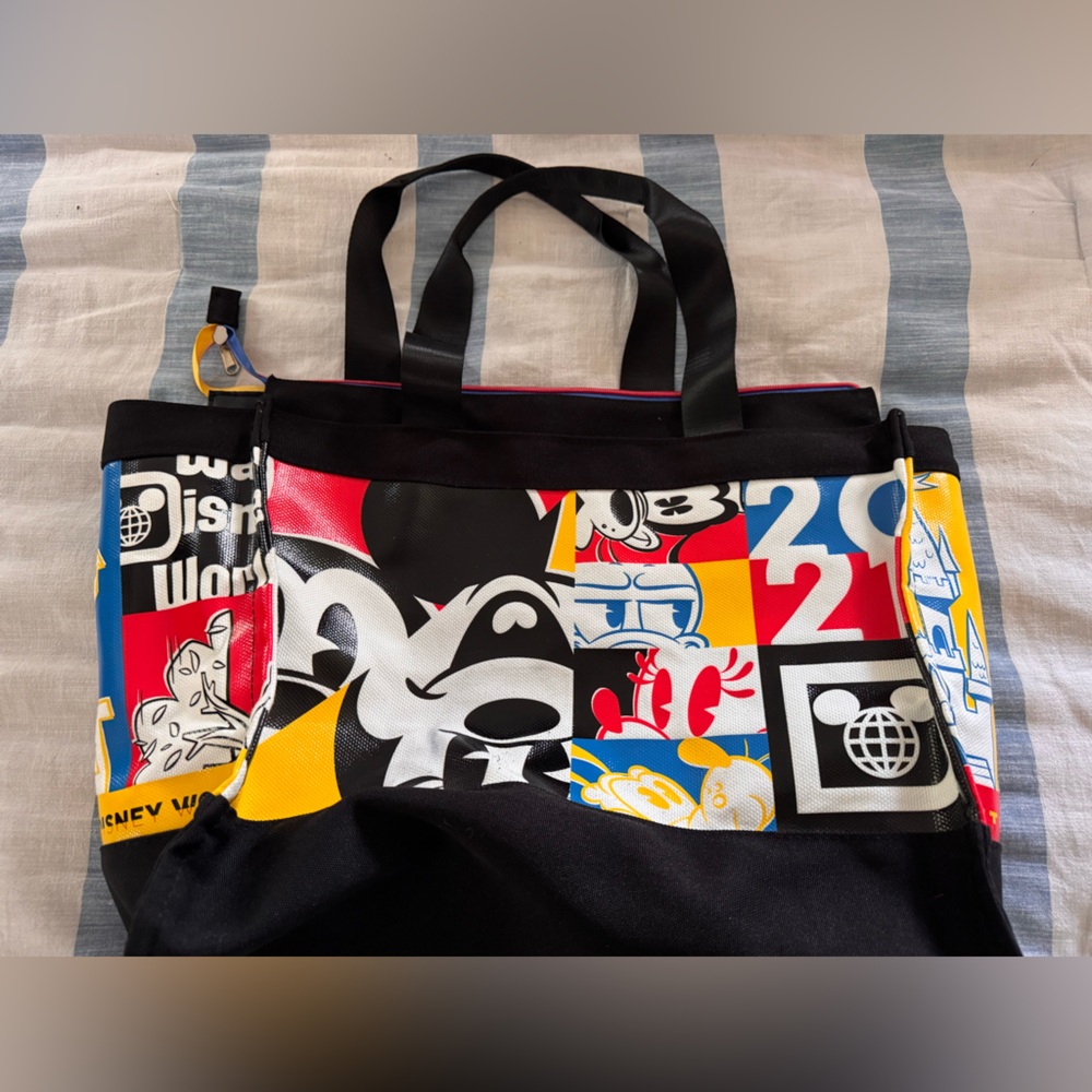 Disney 2021 Graphic Tote
